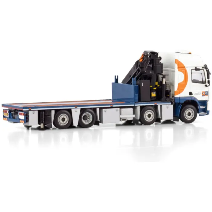 De Jong; DAF CF SPACE CAB MY2017 RIGED FLAT BED TRUCK WITH PALFINGER PK 65002 SH + JIB 8X2 TAG AXLE