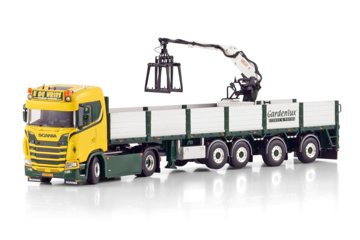 E. de Vries; SCANIA S NORMAL CS20N 4X2 BRICK TRAILER - 4 AXLE