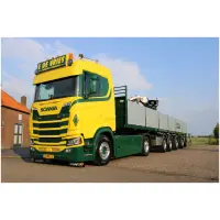 E. de Vries; SCANIA S NORMAL CS20N 4X2 BRICK TRAILER - 4 AXLE