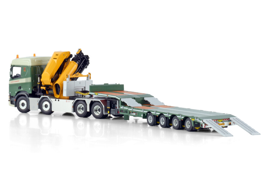 Lock Transport; SCANIA R NORMAL CR20N 8X4 SEMI LOW LOADER - 4 AXLE WITH PALFINGER PK 135.002 TEC 7
