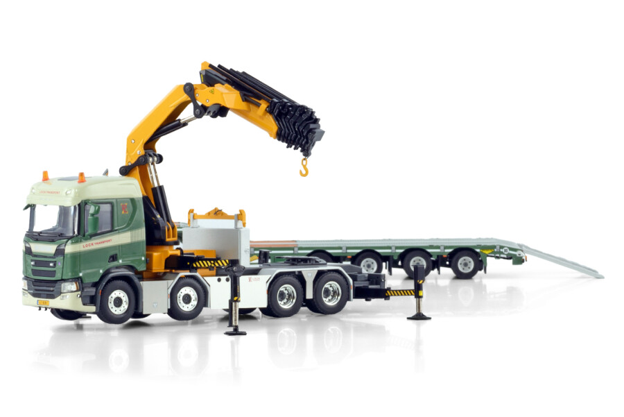 Lock Transport; SCANIA R NORMAL CR20N 8X4 SEMI LOW LOADER - 4 AXLE WITH PALFINGER PK 135.002 TEC 7