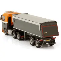 Baggerbedrijf midden Nederland's  IVECO S-WAY AS LOW 6X2 Twin Steer met 2-assige Tipper Trailer