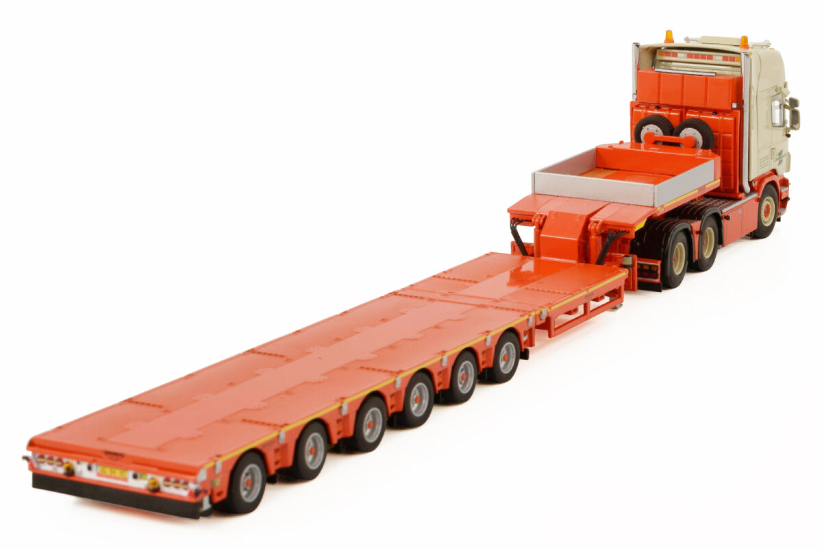 C. Zwagerman’s Scania R5 Topline 6x4 met 6-assige Low Loader