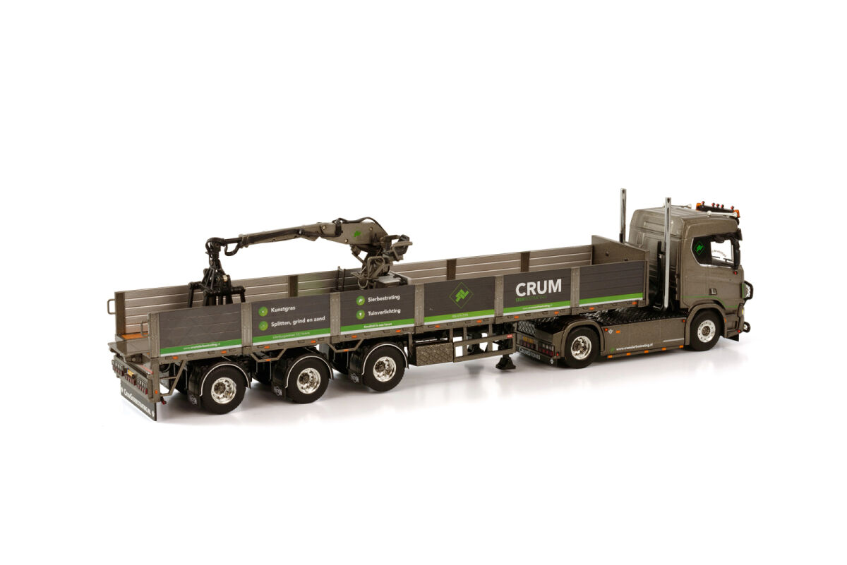 Crum Sierbestrating SCANIA R Normal CR20N 4x2 met 3-assige Brick Trailer