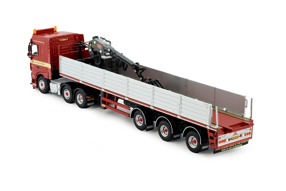 DAF XF Space Cab 6x2 van H.N. Post & Zonen met stenentrailer