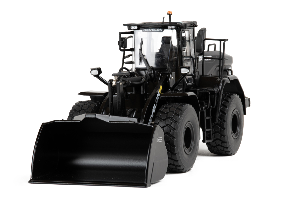 Develon DL420 black series