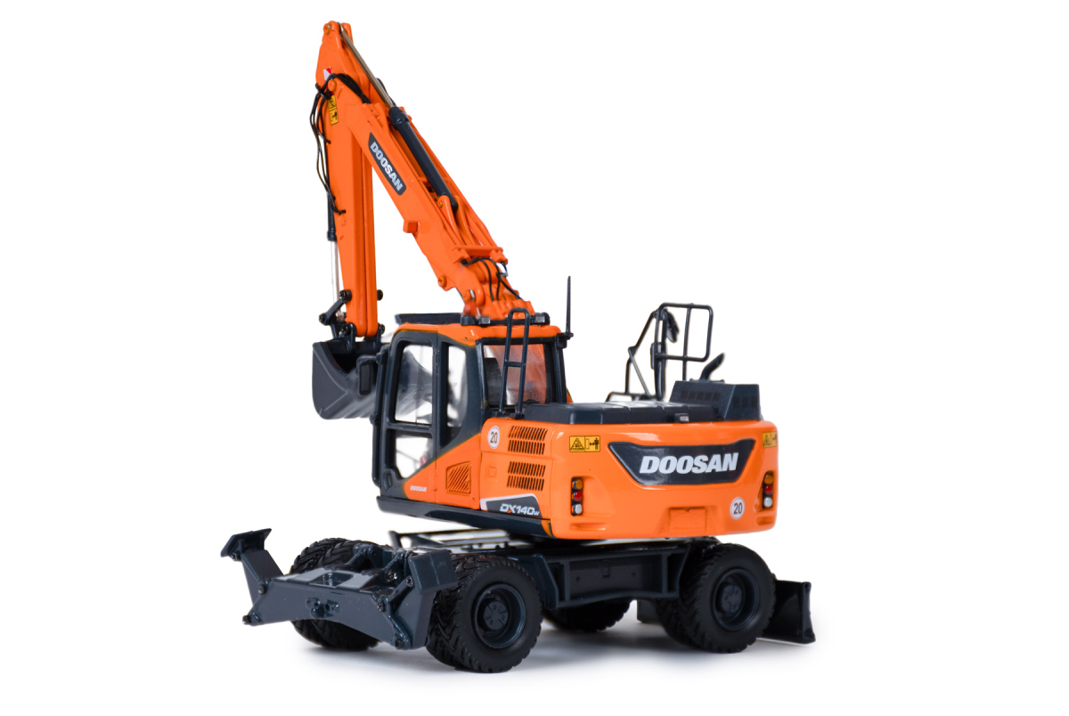 Doosan DX140W