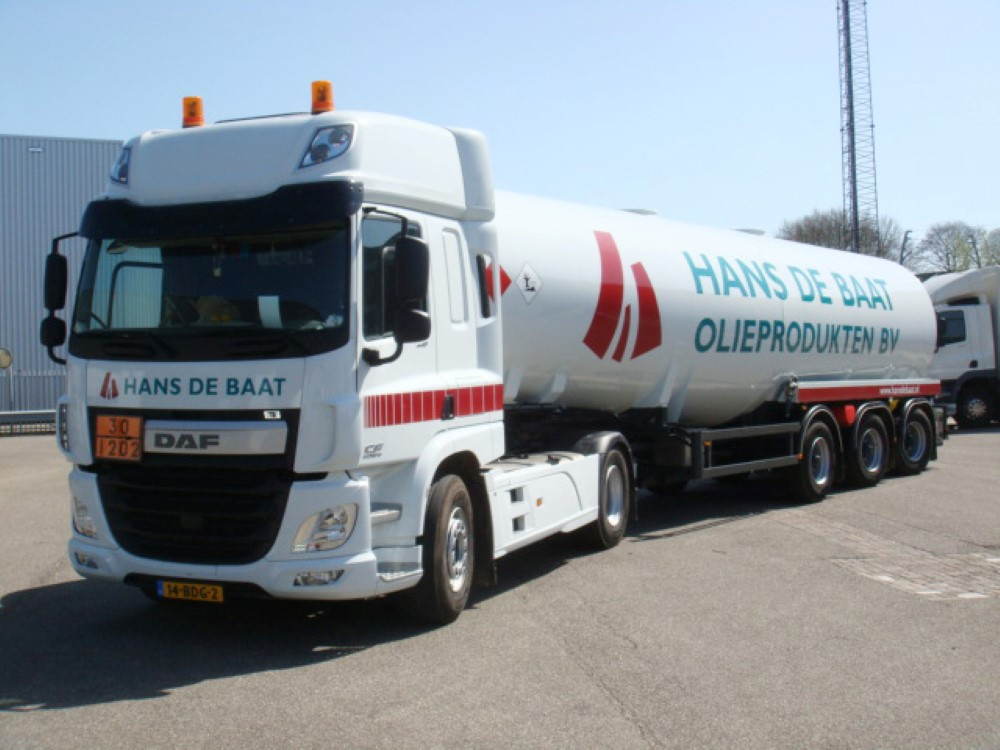 Hans de Baat DAF CF Space Cab met Tankwagen