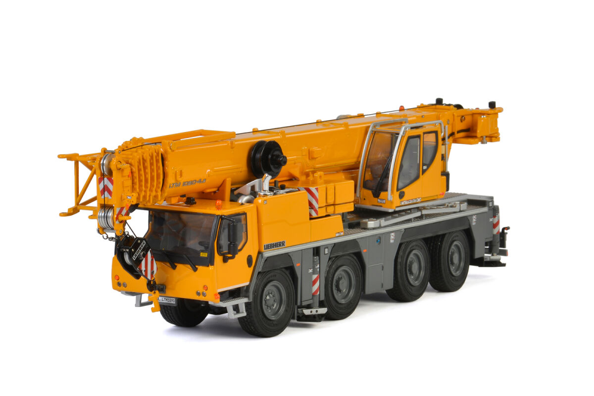 Premium Line; LIEBHERR LTM 1090-4.2