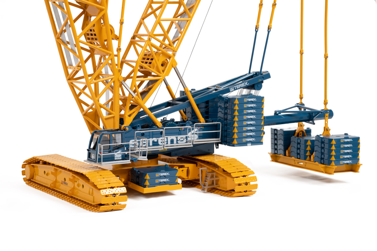 Sarens; Demag CC 2800-1 Crawler Crane