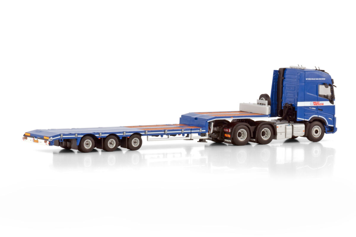 Transwinaton; VOLVO FH5 GLOBETROTTER 6X2 TAG AXLE SEMI LOW LOADER - 3 AXLE