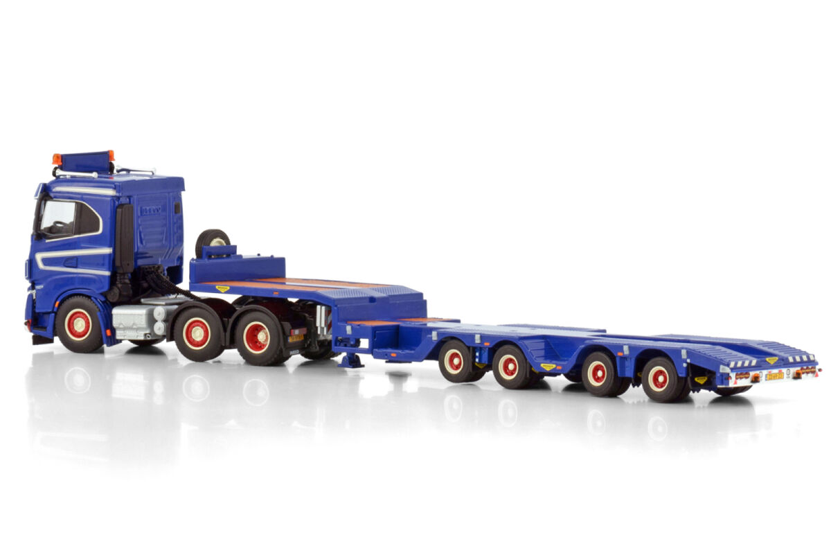 W.J. Dijkshoorn Grondwerken; IVECO S-WAY AS LOW 6X2 TWIN STEER SEMI WHEEL WELL LOW LOADER - 4 AXLE