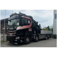 Bouwrent; SCANIA R NORMAL CR20N 8X2 TAG AXLE RIGED FLATBED TRUCK WITH PALFINGER PK 78002 SH + JIB