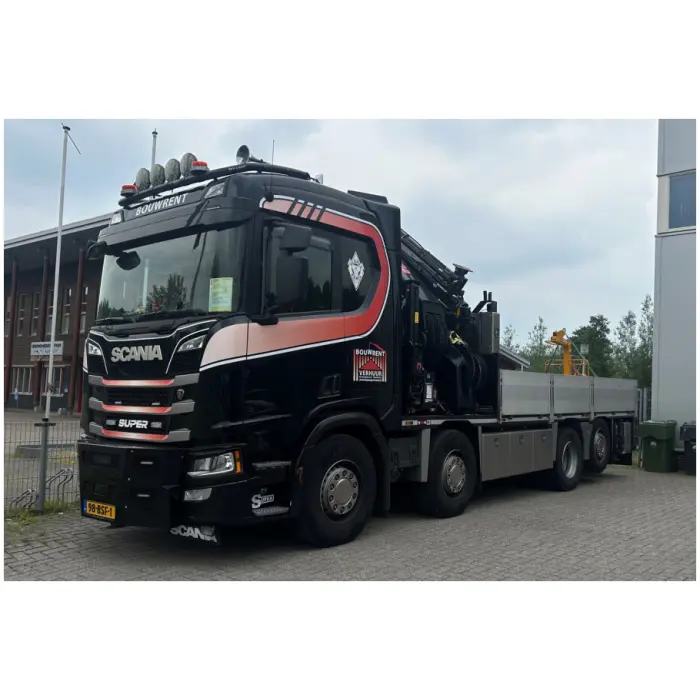 Bouwrent; SCANIA R NORMAL CR20N 8X2 TAG AXLE RIGED FLATBED TRUCK WITH PALFINGER PK 78002 SH + JIB