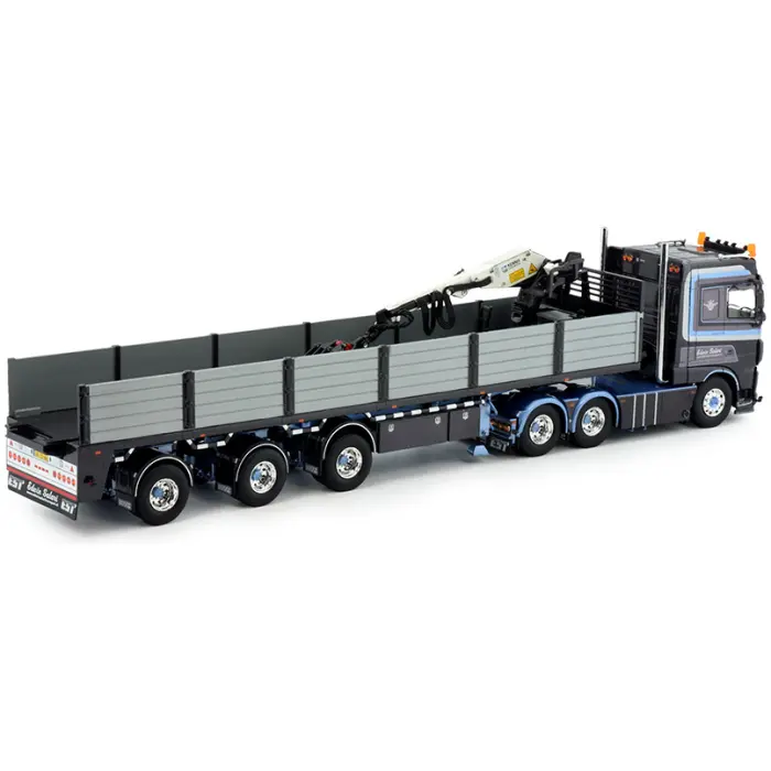 Edwin Salari's DAF XF Euro 6 Space Cab 6x2 sleepas met 3-assige stenenoplegger